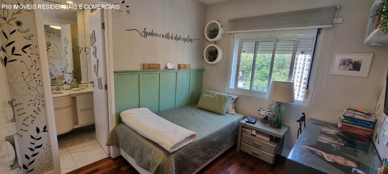 Apartamento à venda com 3 quartos, 175m² - Foto 18