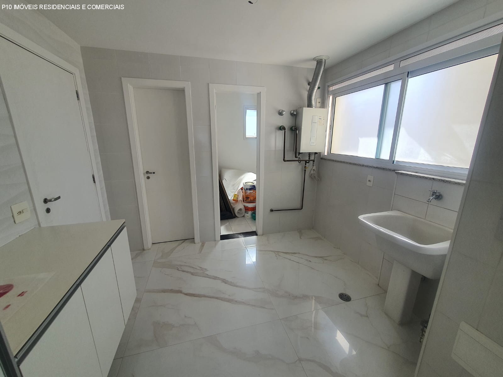 Apartamento à venda com 3 quartos, 223m² - Foto 15