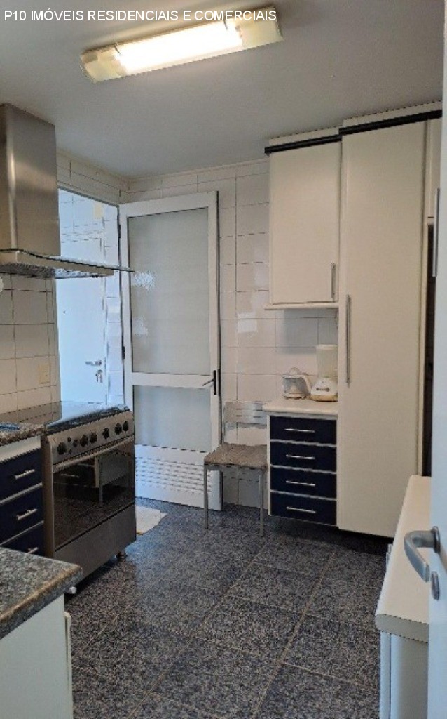 Apartamento à venda com 5 quartos, 186m² - Foto 10