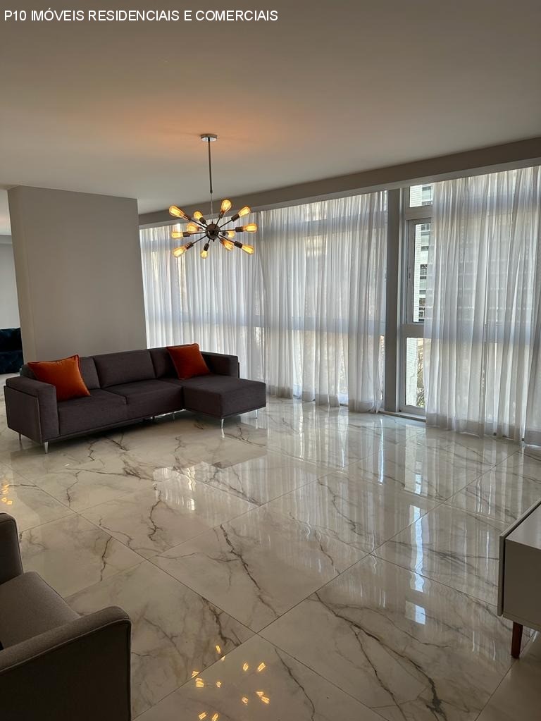 Apartamento à venda com 3 quartos, 250m² - Foto 1