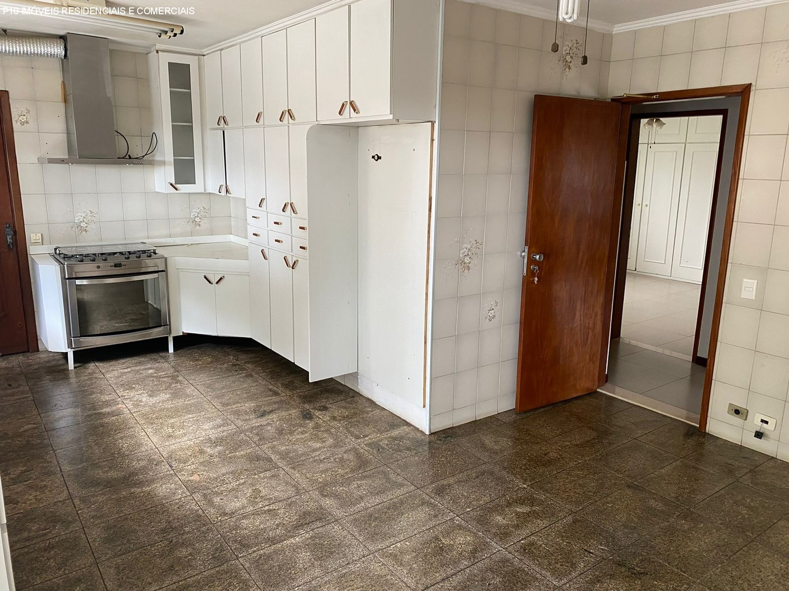 Sobrado à venda com 4 quartos, 360m² - Foto 34