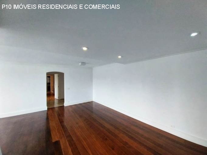 Apartamento à venda com 3 quartos, 140m² - Foto 7