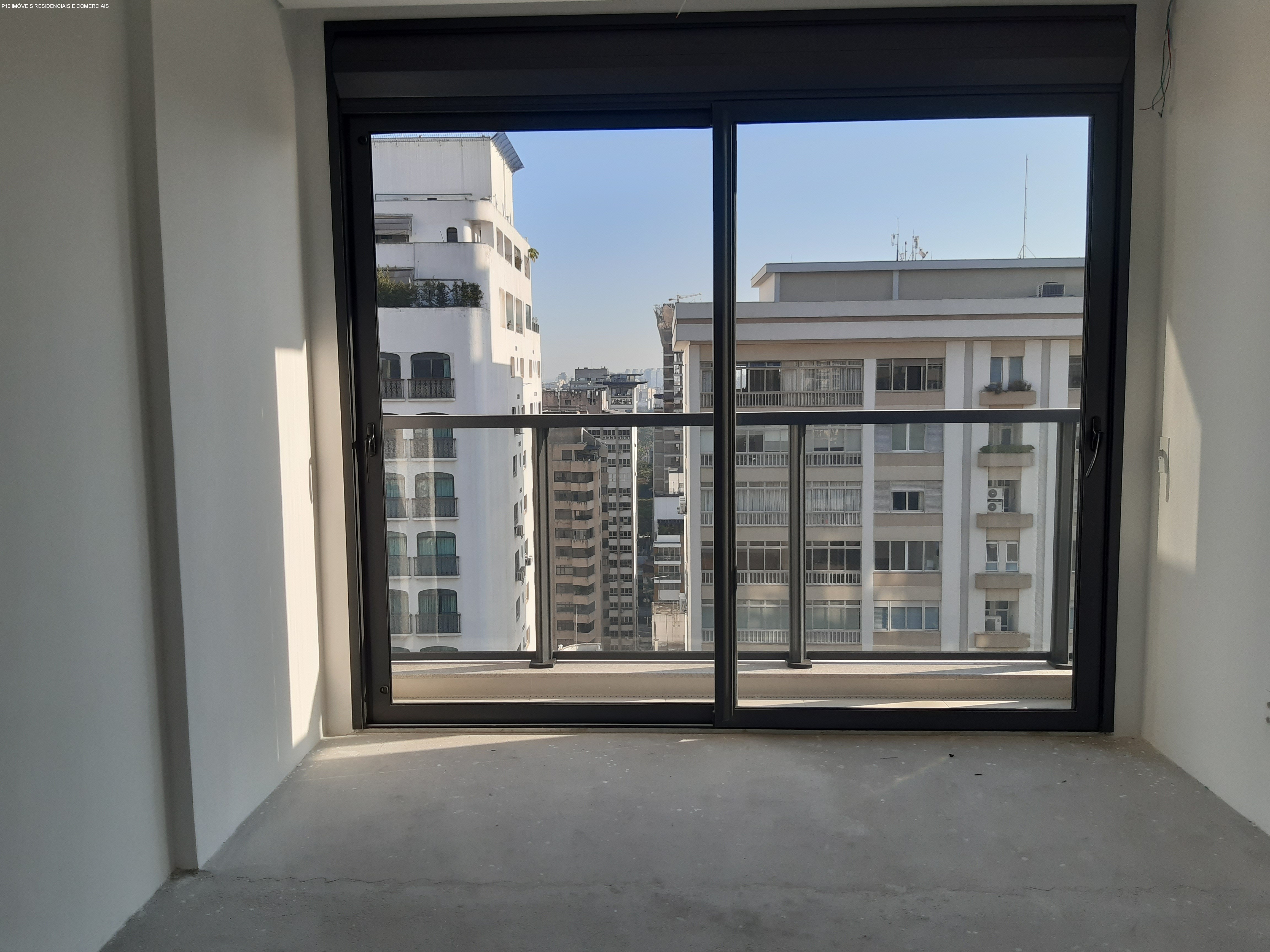 Apartamento à venda com 3 quartos, 205m² - Foto 9