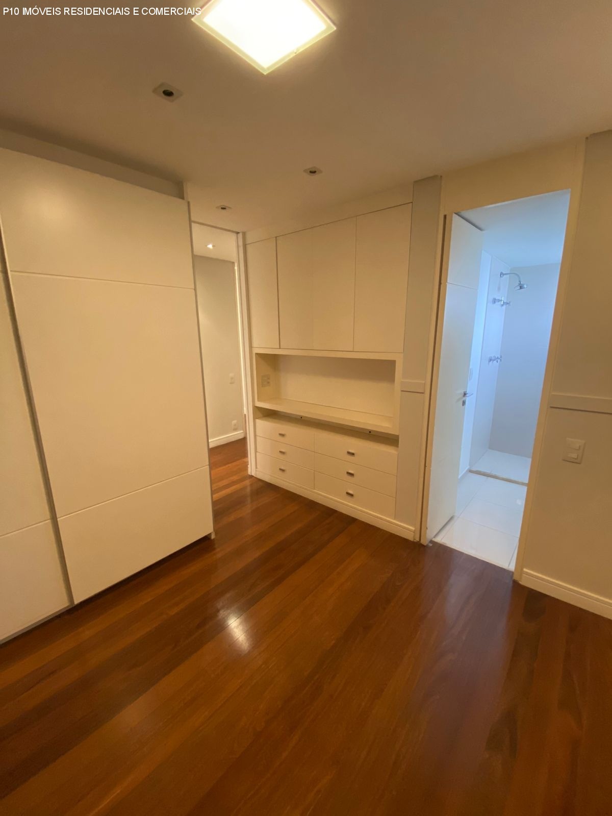 Apartamento à venda com 3 quartos, 192m² - Foto 9