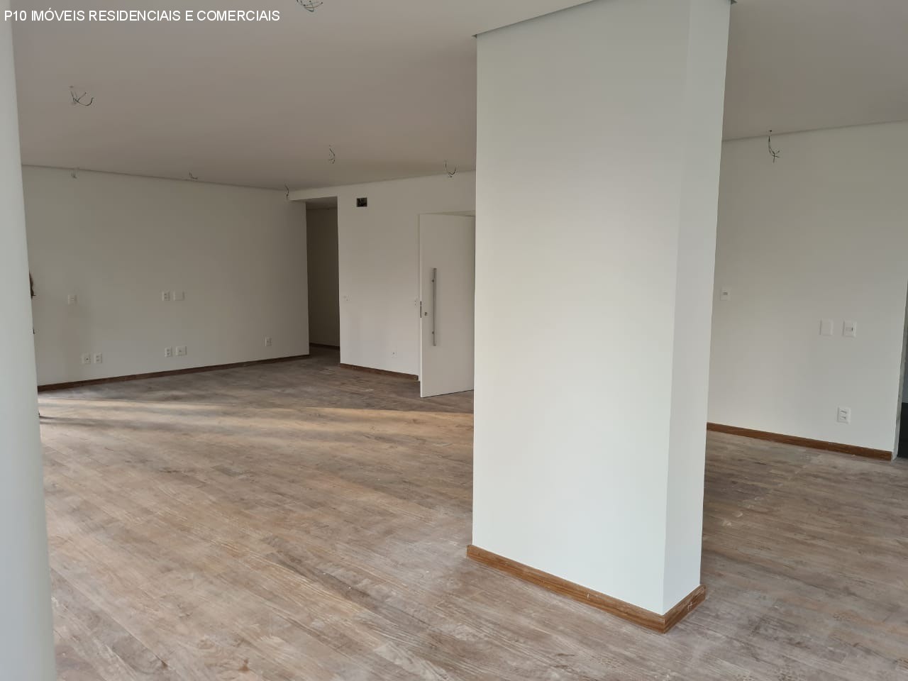 Apartamento à venda com 3 quartos, 205m² - Foto 7