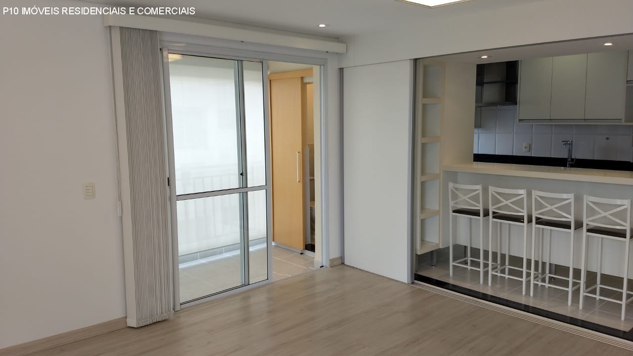 Apartamento à venda com 2 quartos, 85m² - Foto 2