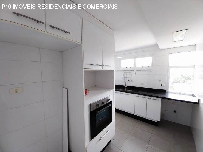 Apartamento à venda com 3 quartos, 140m² - Foto 11