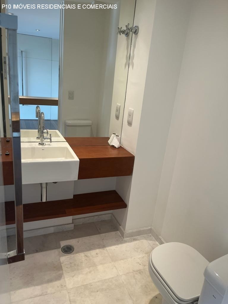 Apartamento à venda com 3 quartos, 192m² - Foto 17