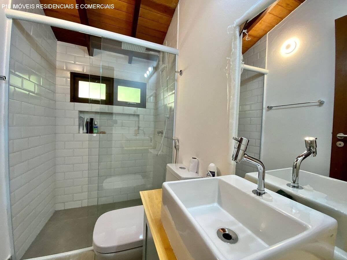 Casa de Condomínio à venda com 4 quartos, 300m² - Foto 17