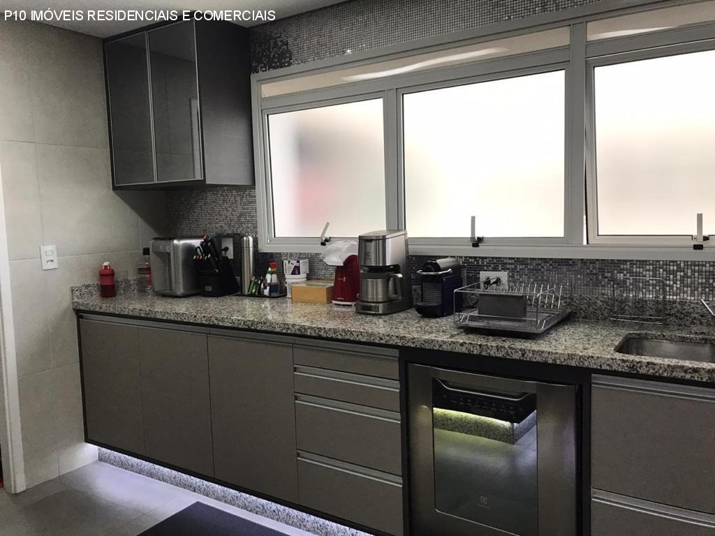 Apartamento à venda com 4 quartos, 238m² - Foto 21