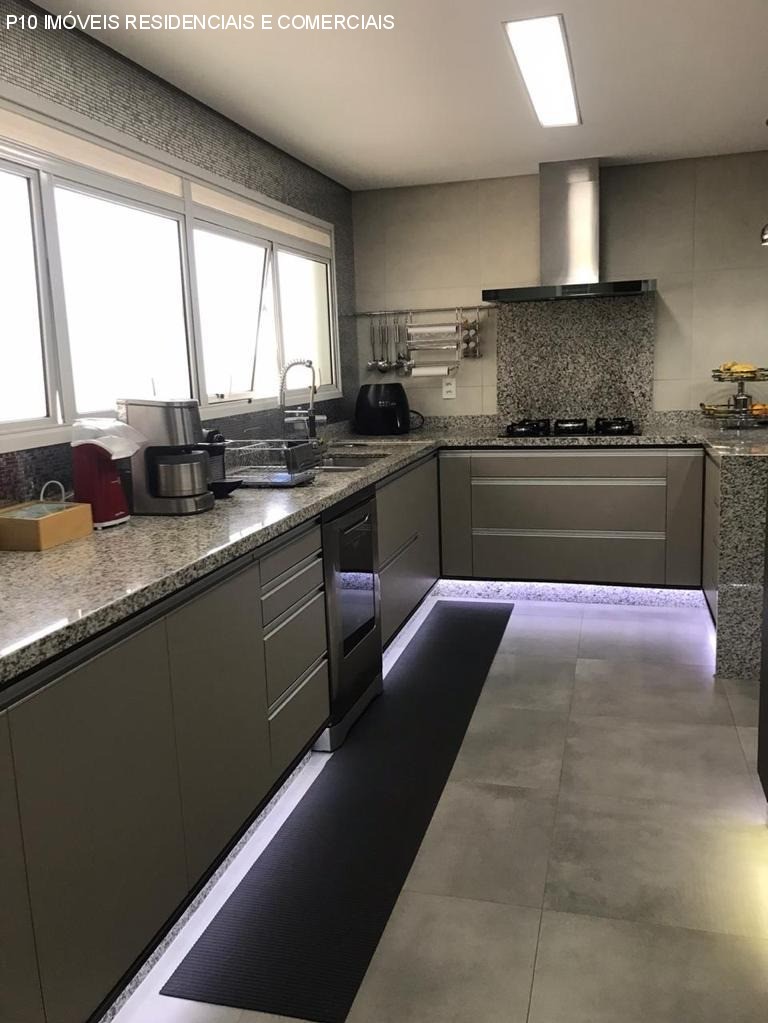 Apartamento à venda com 4 quartos, 238m² - Foto 29