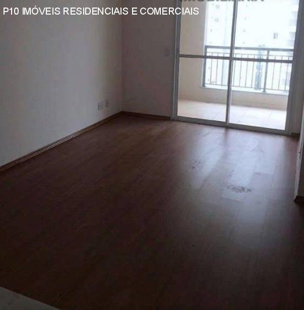 Apartamento à venda com 2 quartos, 70m² - Foto 4