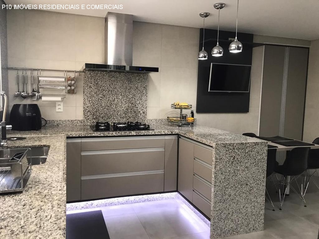 Apartamento à venda com 4 quartos, 238m² - Foto 26