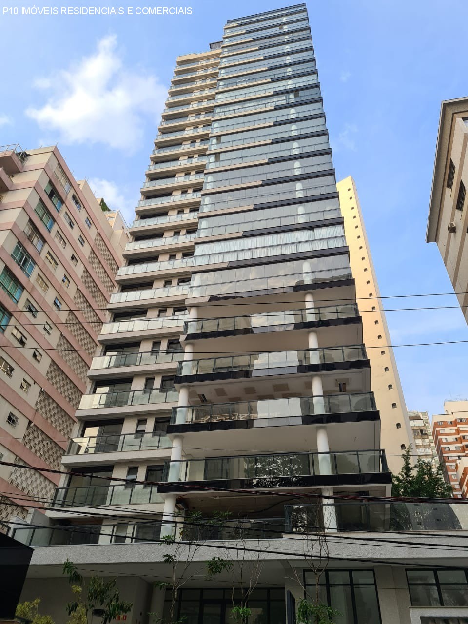 Apartamento à venda com 3 quartos, 205m² - Foto 17