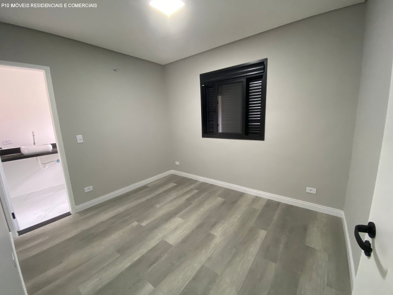 Casa à venda com 3 quartos, 105m² - Foto 26