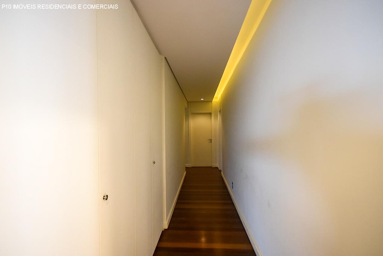 Apartamento à venda com 4 quartos, 400m² - Foto 18