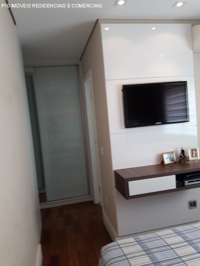 Apartamento à venda com 3 quartos, 135m² - Foto 11