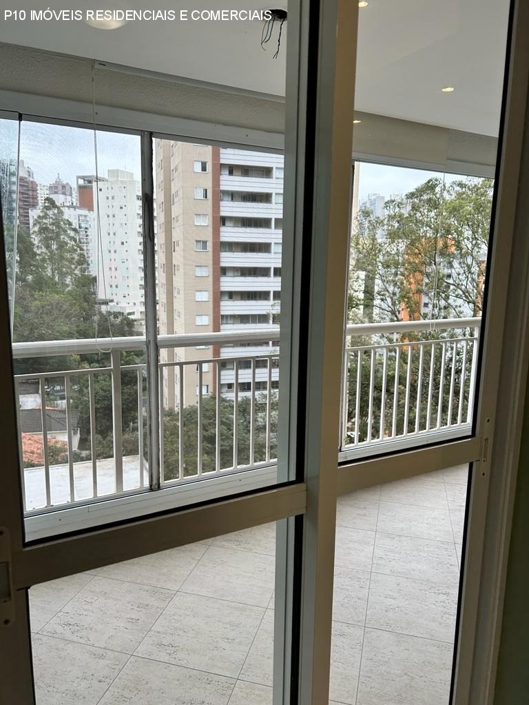 Apartamento à venda com 3 quartos, 108m² - Foto 6