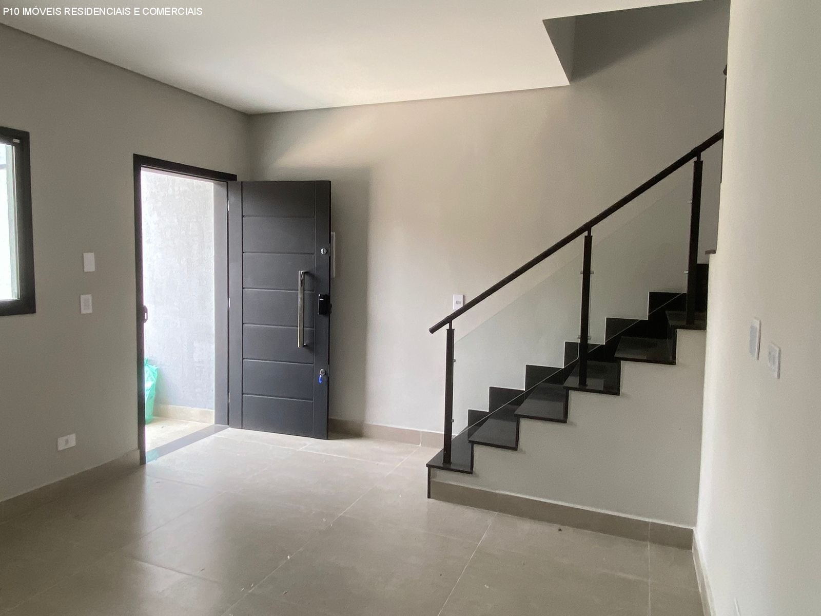 Casa à venda com 3 quartos, 105m² - Foto 7