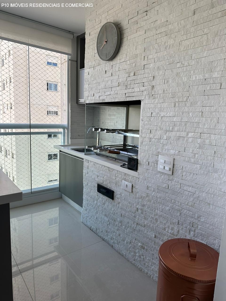 Apartamento à venda com 3 quartos, 156m² - Foto 3