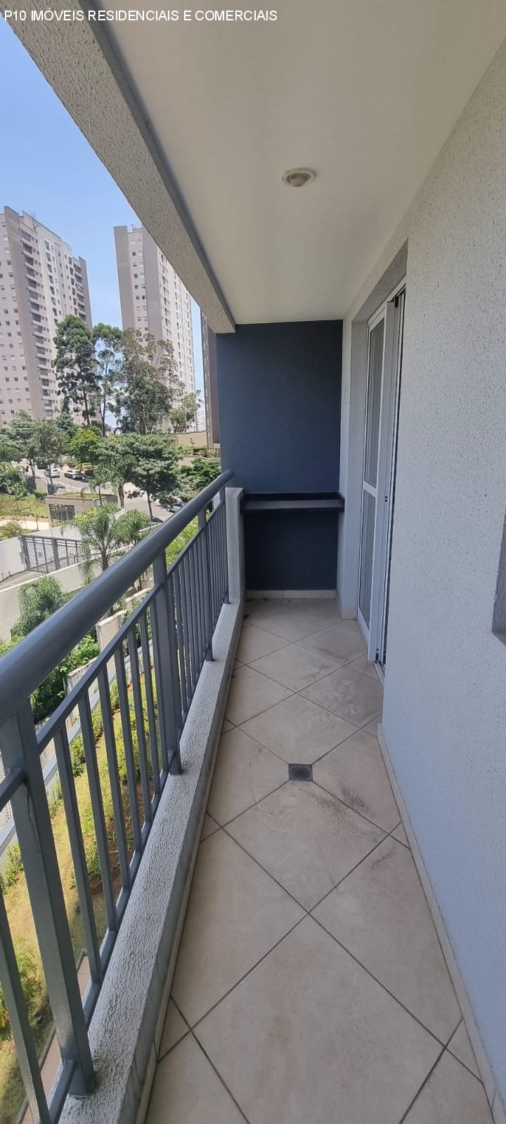 Apartamento à venda com 2 quartos, 66m² - Foto 2