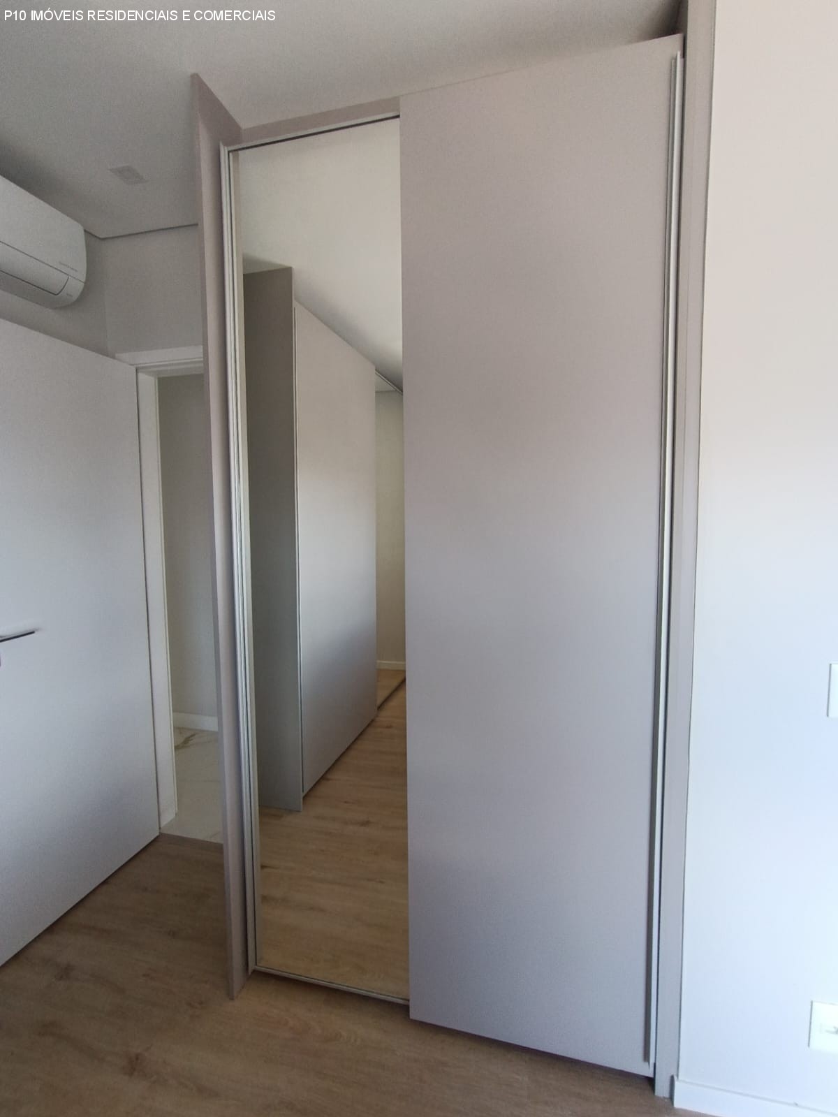 Apartamento à venda com 3 quartos, 154m² - Foto 13