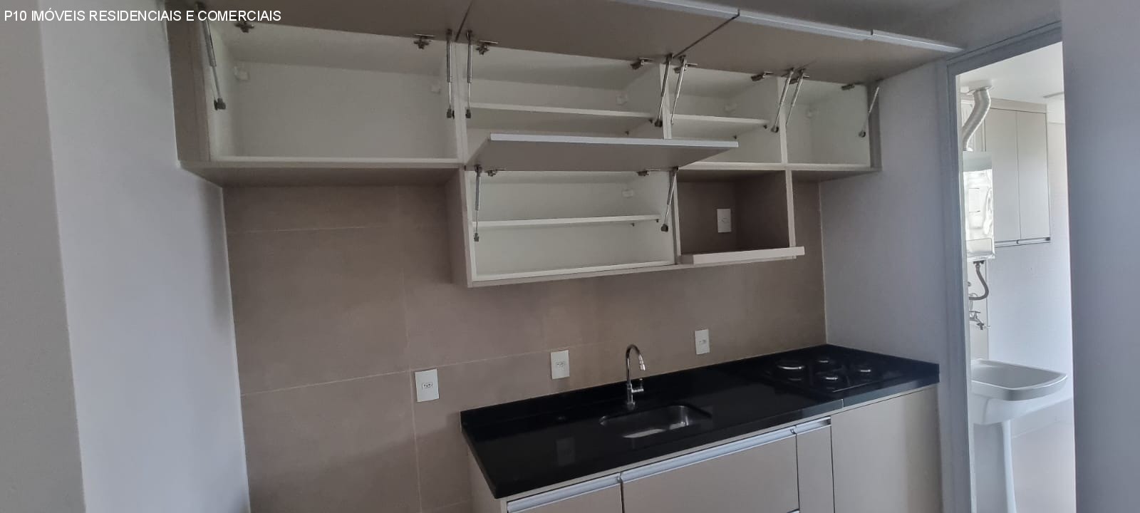 Apartamento à venda com 2 quartos, 67m² - Foto 8