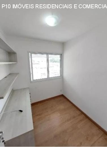 Apartamento à venda com 3 quartos, 77m² - Foto 4