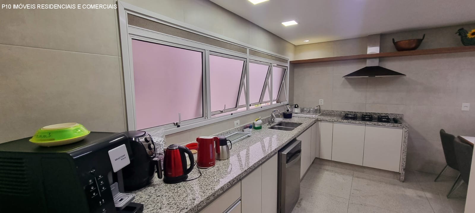 Apartamento à venda com 3 quartos, 238m² - Foto 11