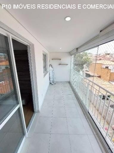 Apartamento à venda com 3 quartos, 77m² - Foto 1