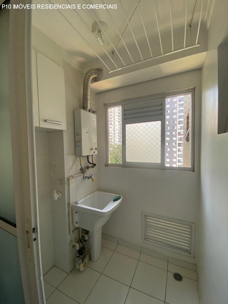 Apartamento à venda com 2 quartos, 57m² - Foto 13