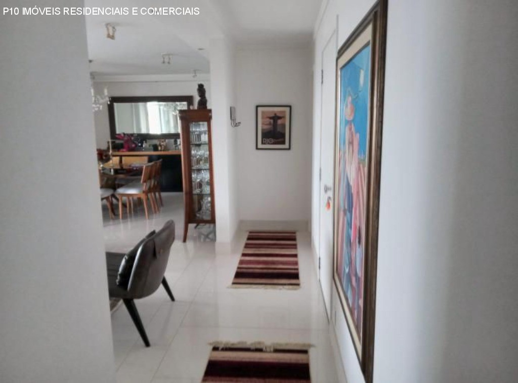 Apartamento à venda com 4 quartos, 247m² - Foto 9