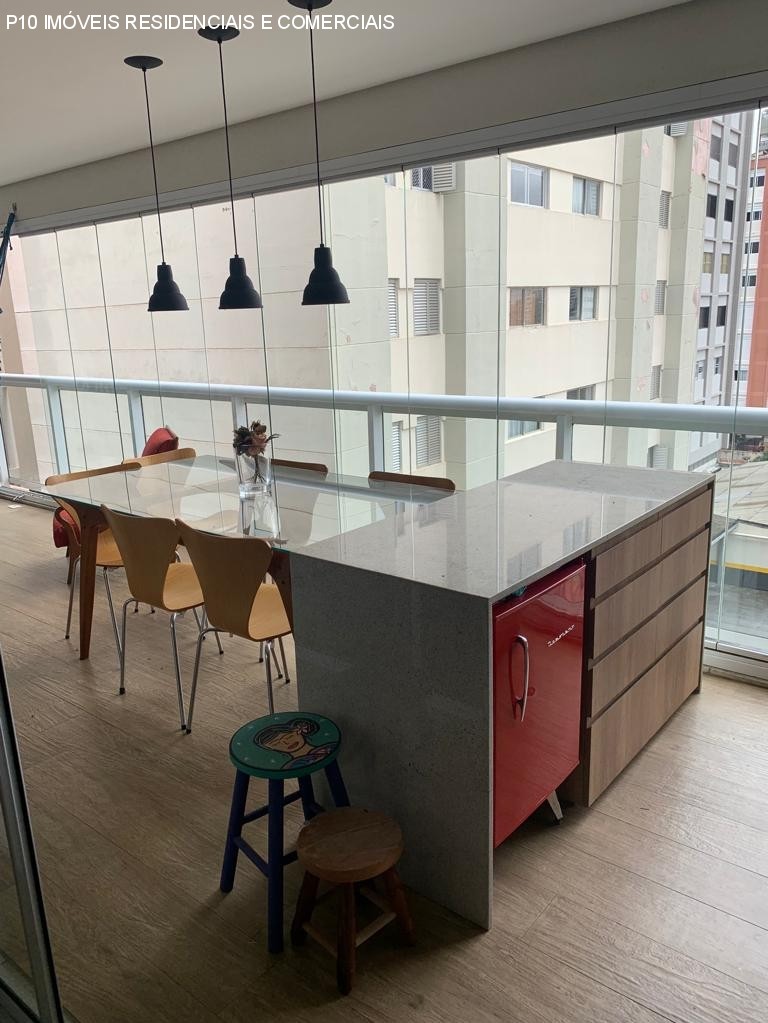 Apartamento à venda com 3 quartos, 135m² - Foto 3