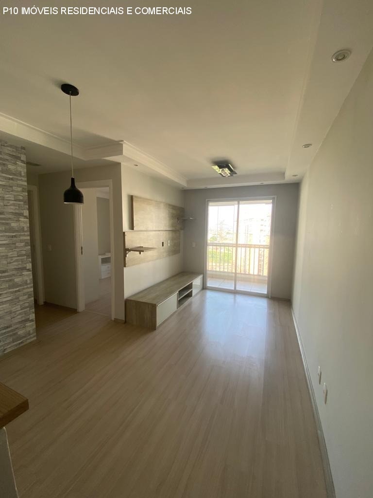 Apartamento à venda com 2 quartos, 57m² - Foto 1