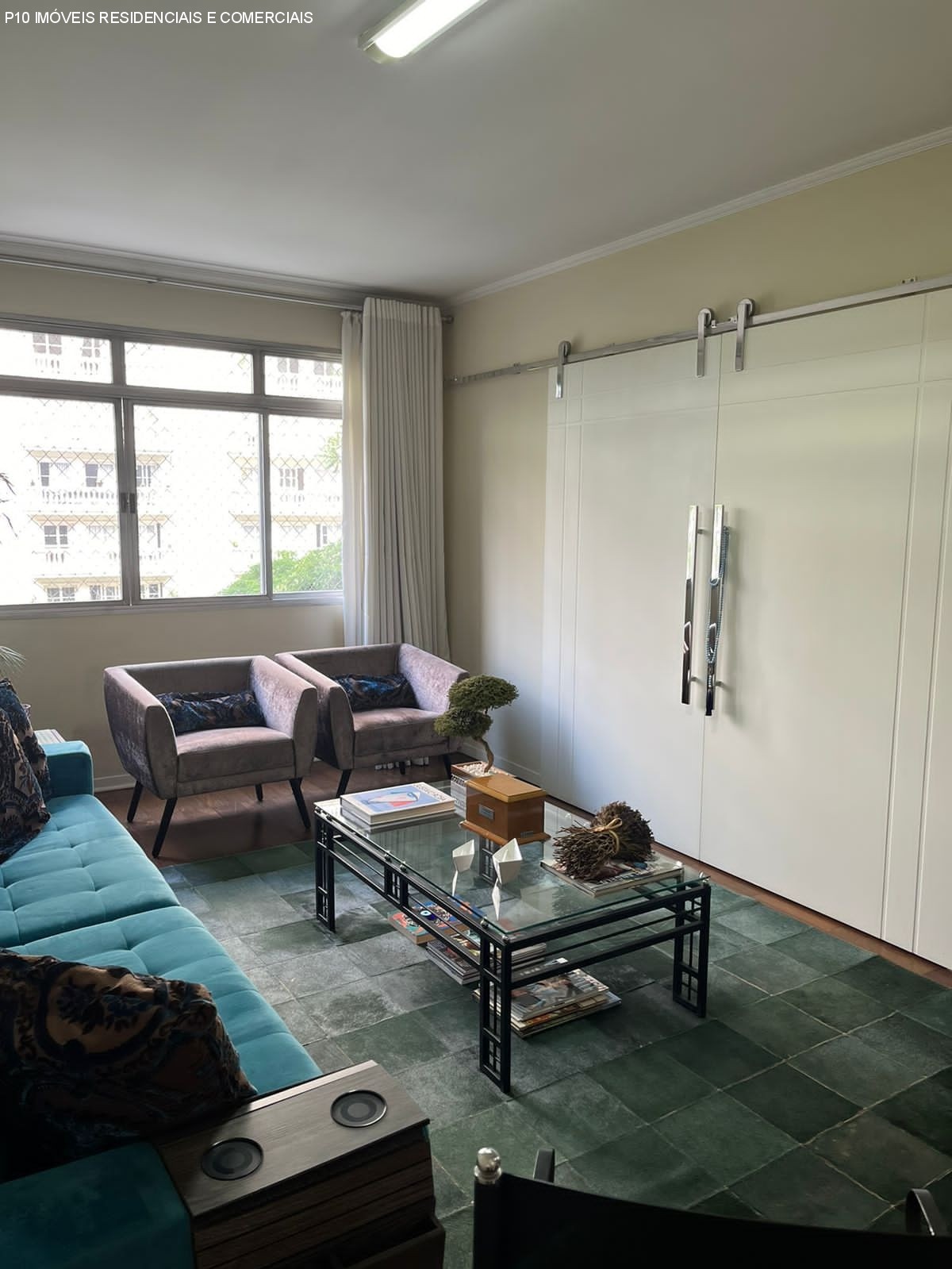 Apartamento à venda com 3 quartos, 140m² - Foto 4