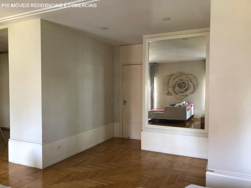 Apartamento à venda com 3 quartos, 368m² - Foto 18