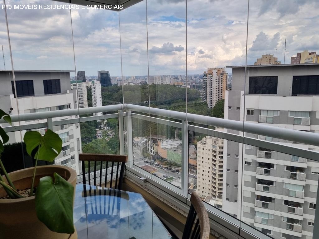 Apartamento à venda com 4 quartos, 200m² - Foto 25