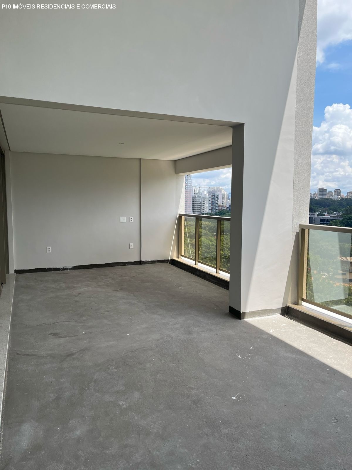 Apartamento à venda com 4 quartos, 307m² - Foto 4