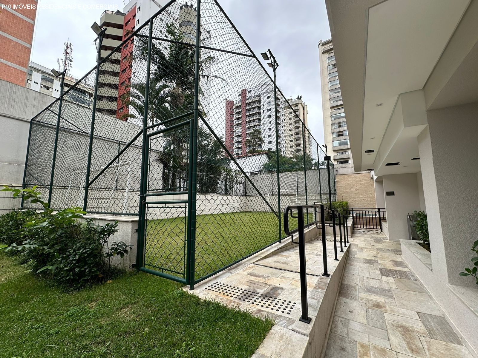 Apartamento à venda com 2 quartos, 76m² - Foto 36