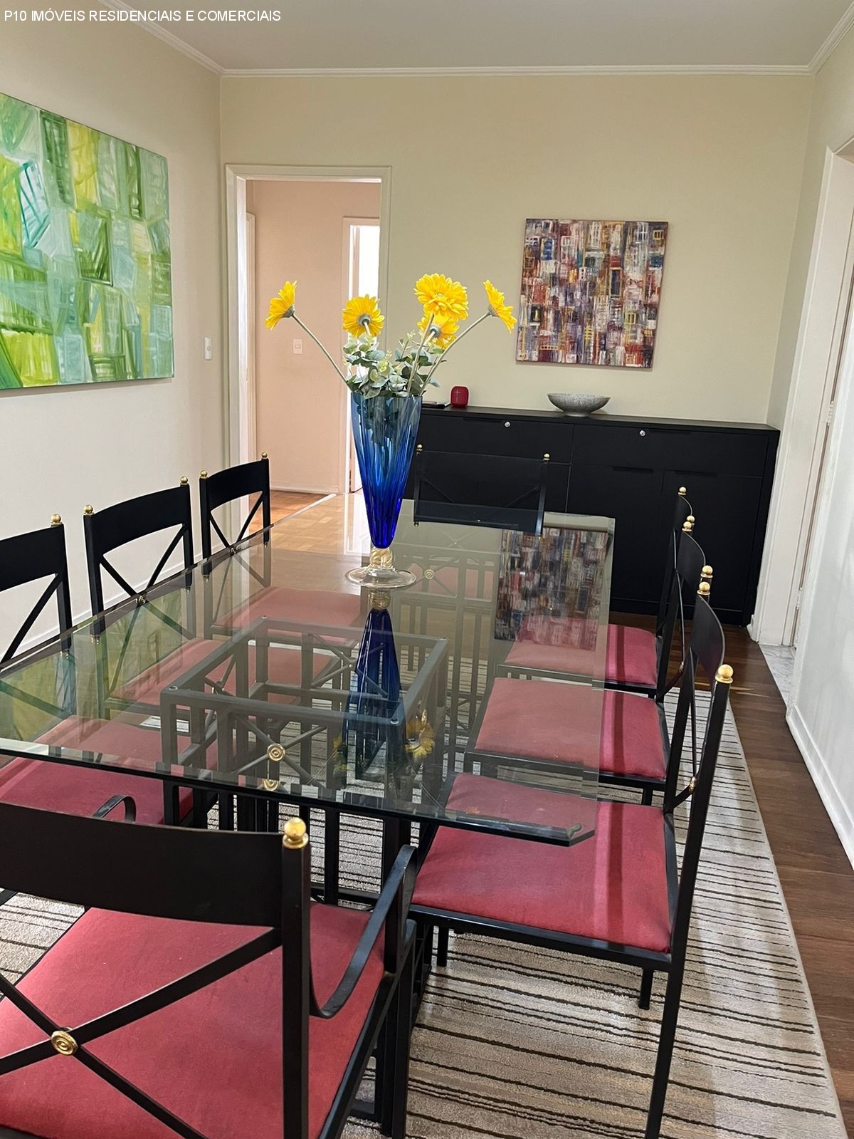 Apartamento à venda com 3 quartos, 140m² - Foto 2