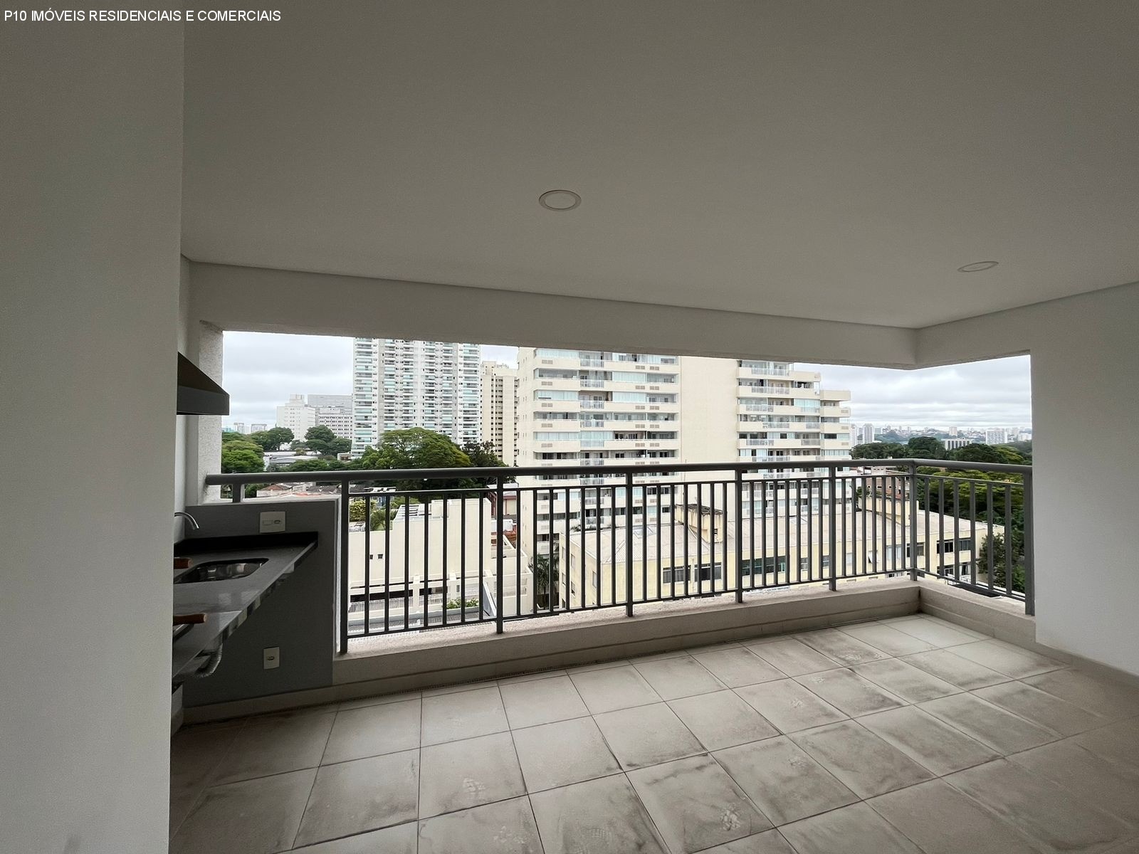 Apartamento à venda com 3 quartos, 88m² - Foto 2