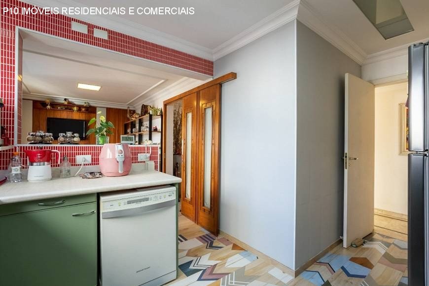 Apartamento à venda com 3 quartos, 208m² - Foto 12