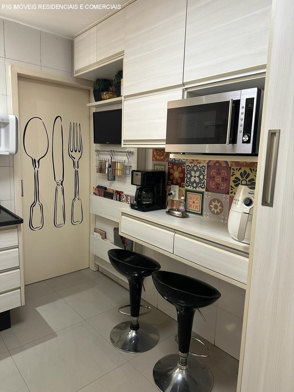 Apartamento à venda com 3 quartos, 107m² - Foto 10