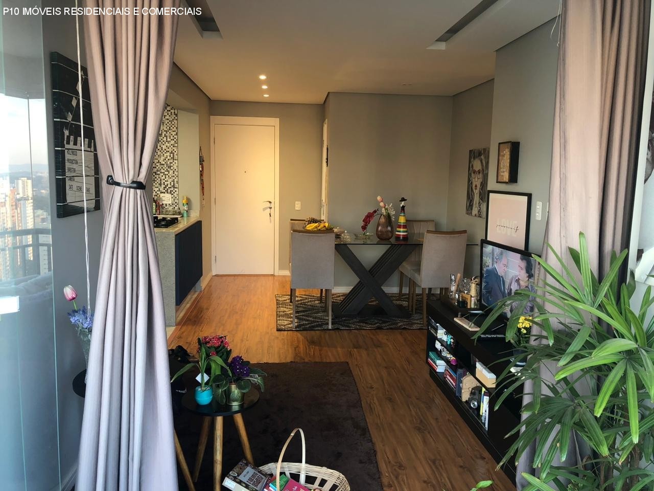 Apartamento à venda com 2 quartos, 69m² - Foto 2