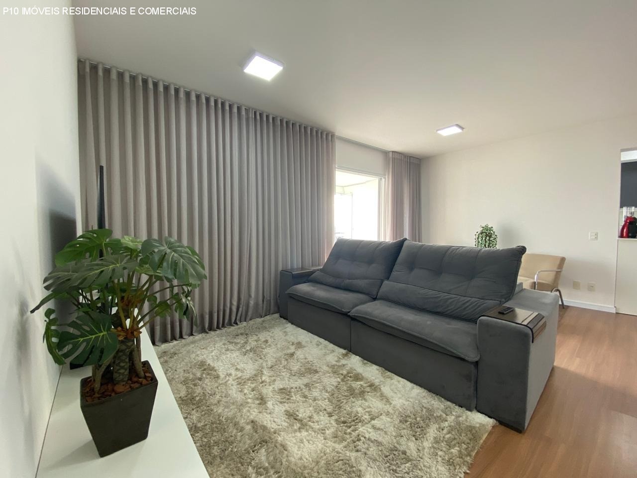 Apartamento à venda com 2 quartos, 87m² - Foto 7