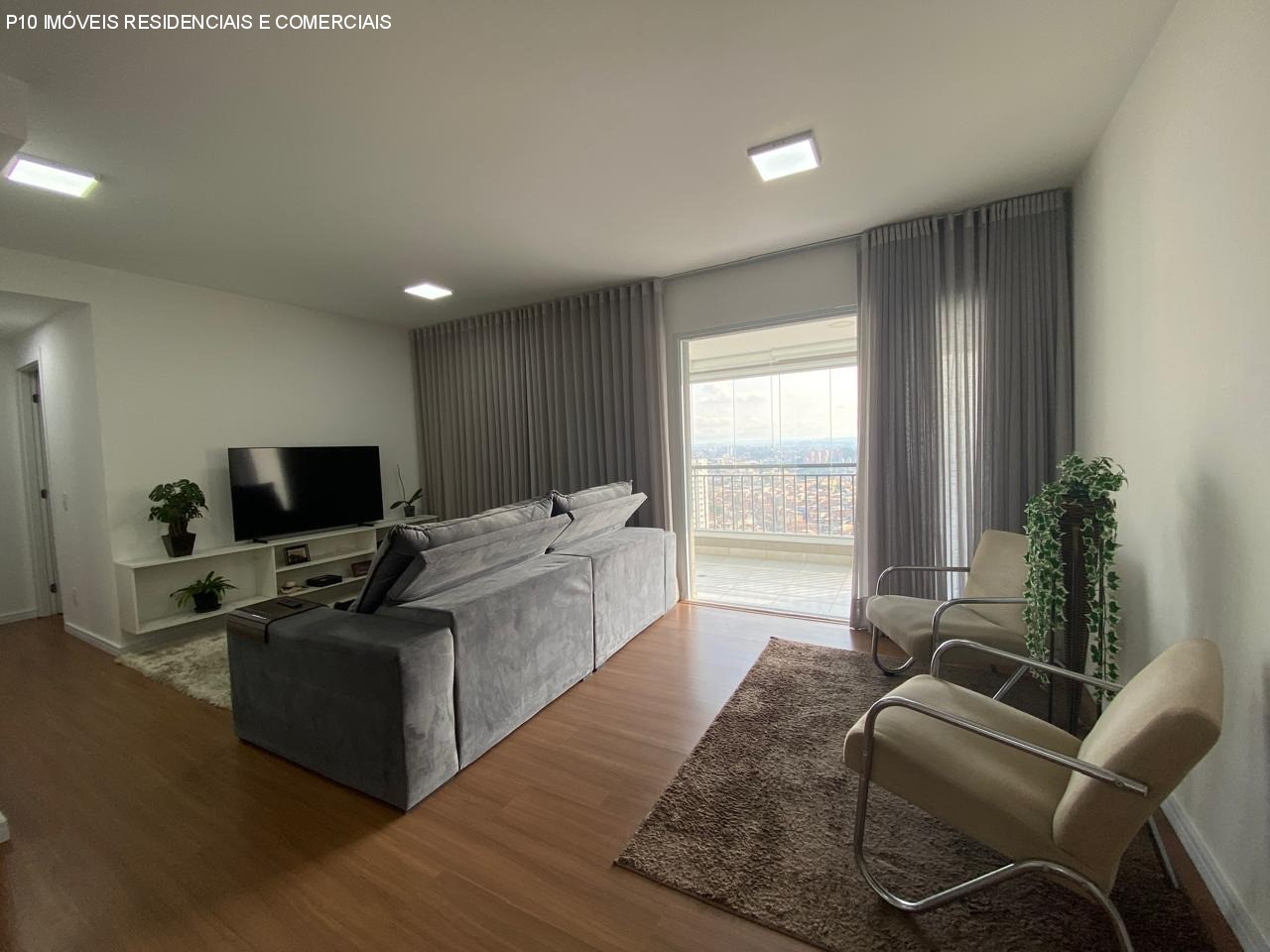 Apartamento à venda com 2 quartos, 87m² - Foto 4