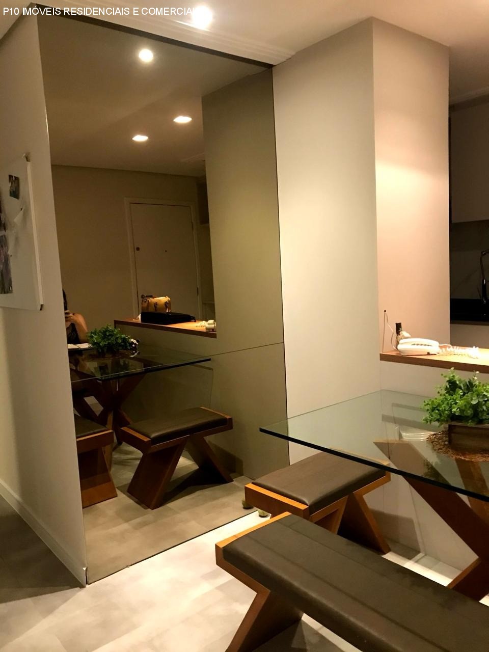 Apartamento à venda com 2 quartos, 67m² - Foto 2