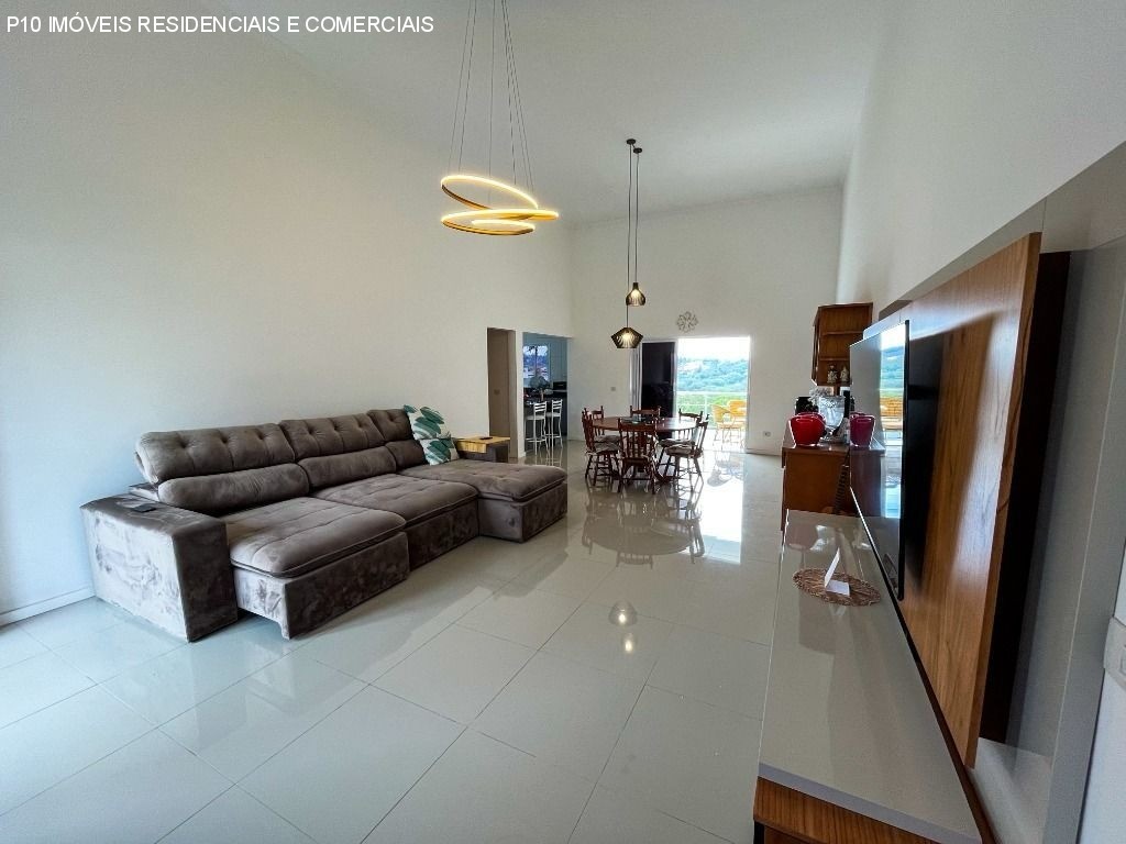 Casa de Condomínio à venda com 3 quartos, 500m² - Foto 9