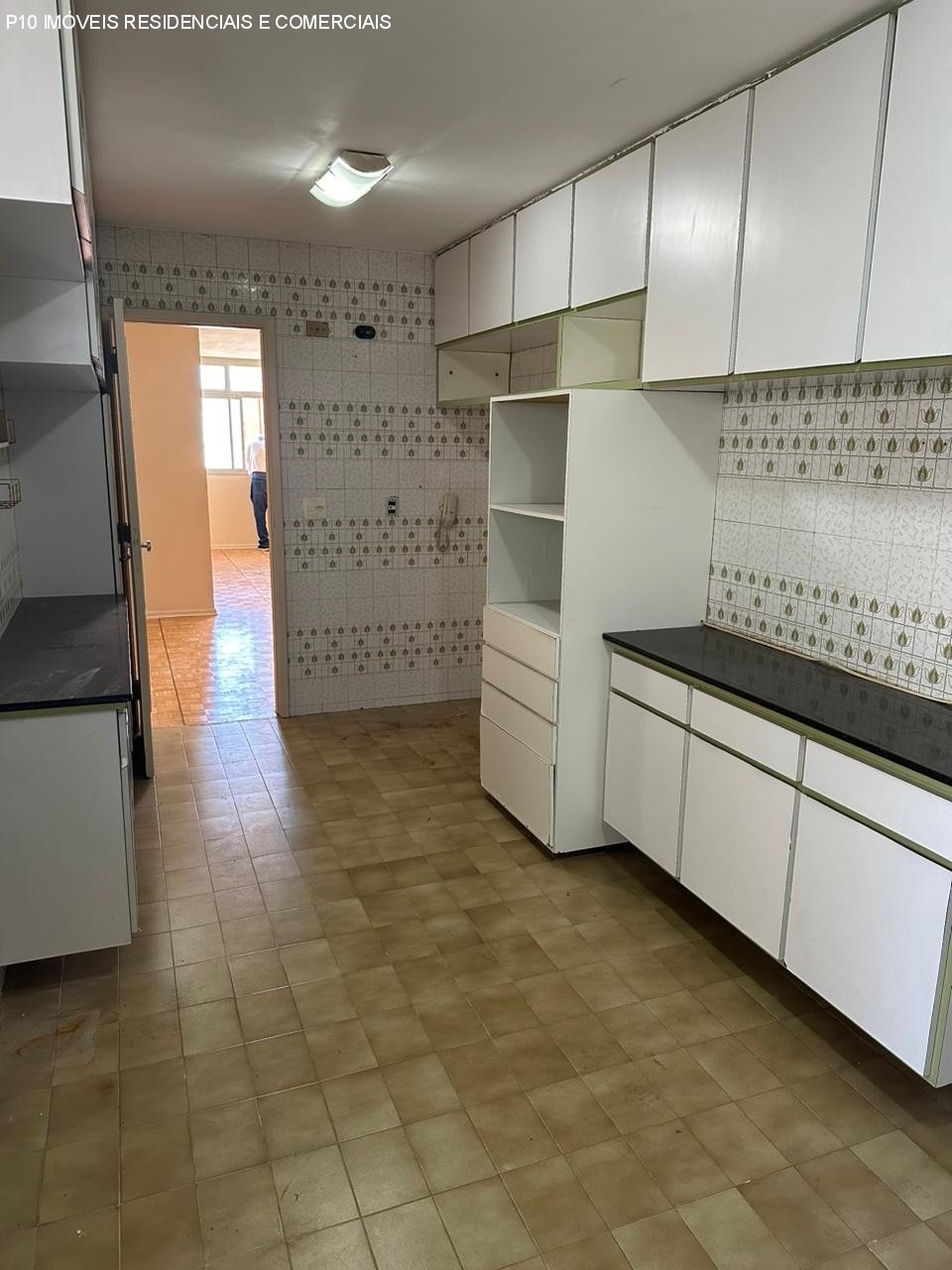 Apartamento à venda com 3 quartos, 125m² - Foto 8