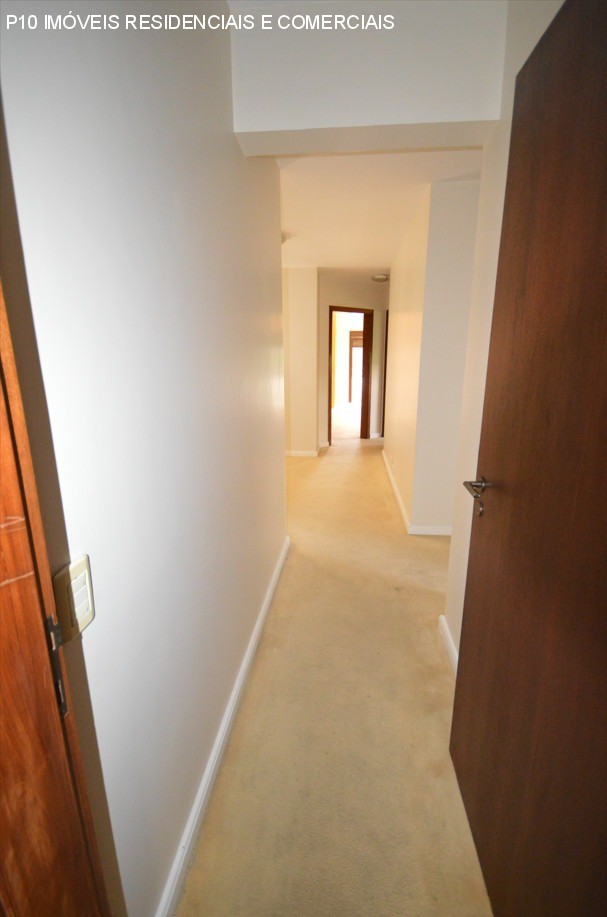 Apartamento à venda com 4 quartos, 196m² - Foto 11